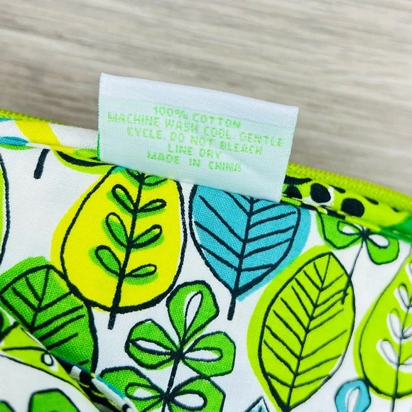 Vera Bradley Rosy Posies Sleeve Case Bag Tablet iPad Zipper Lime - Picture 4 of 9